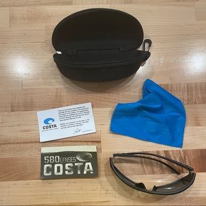 Costa Blue 580G Lens Polarized Sunglasses (with case and cleaner)